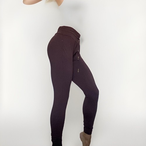 Whitney simmons gymshark - simmons,